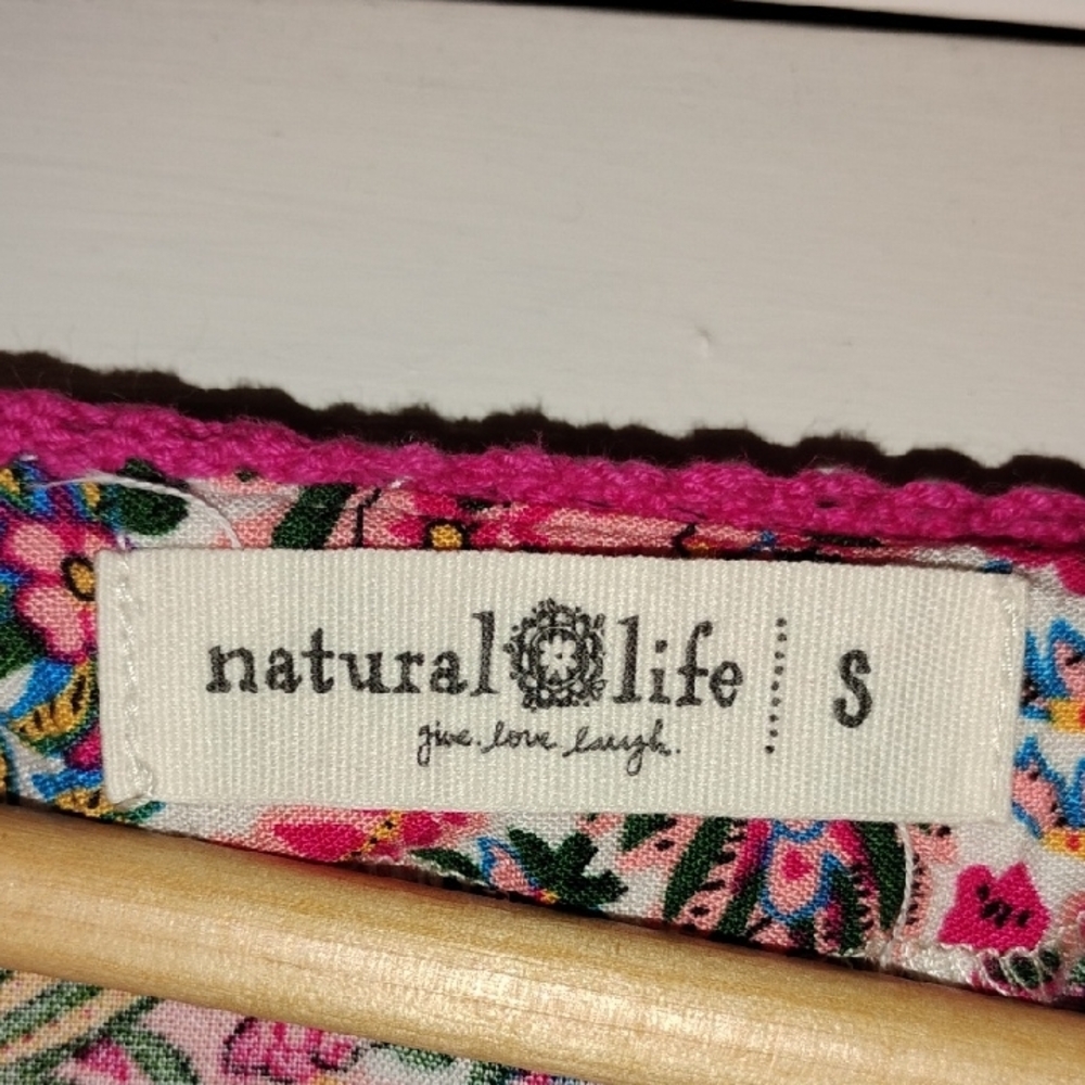 NATURAL LIFE Floral Jumpsuit with Pink and Red Accents - Picture 6 of 7